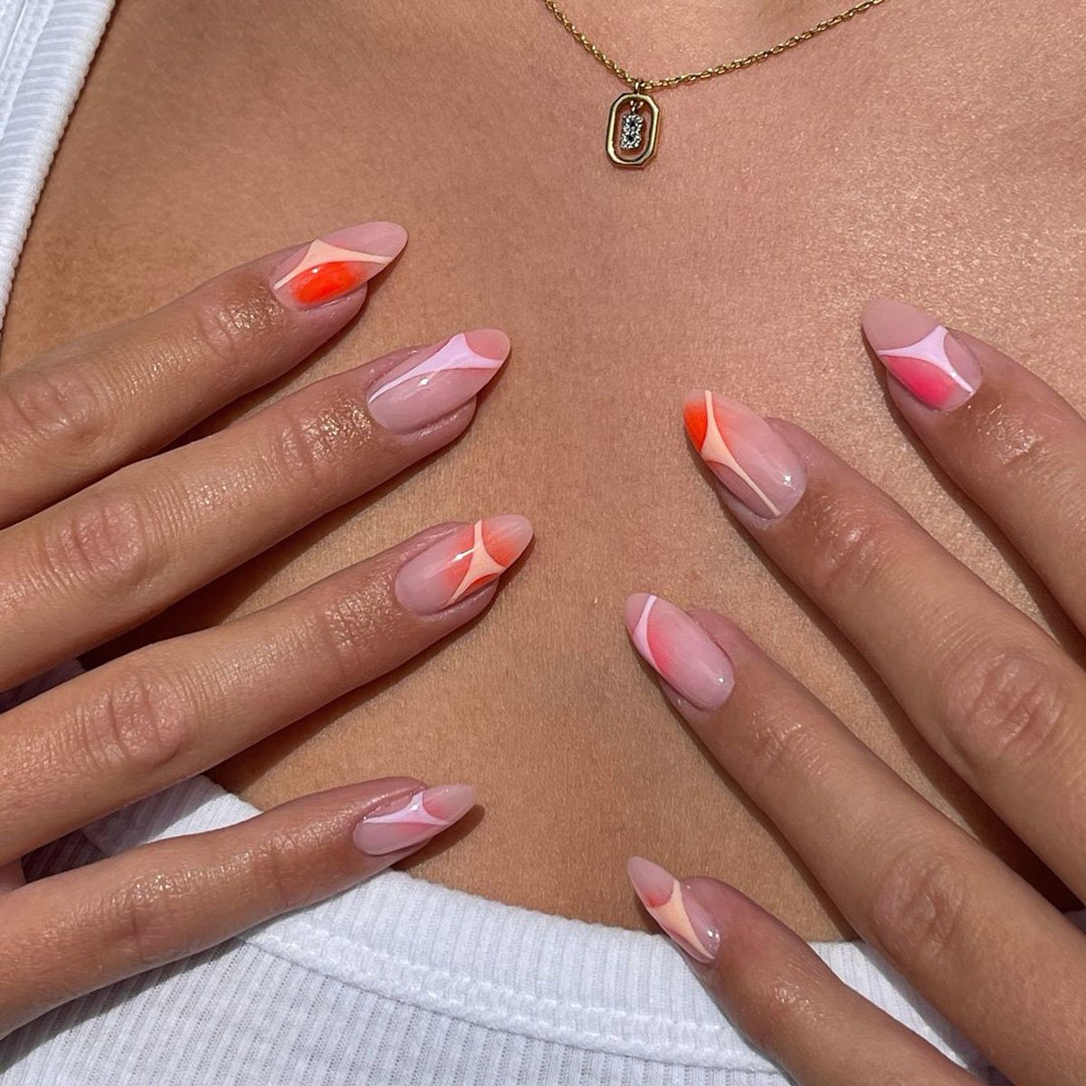 Trendy Summer Nails: Embracing Orange and Pink Vibes Trendy Summer Nails: Embracing Orange and Pink Vibes